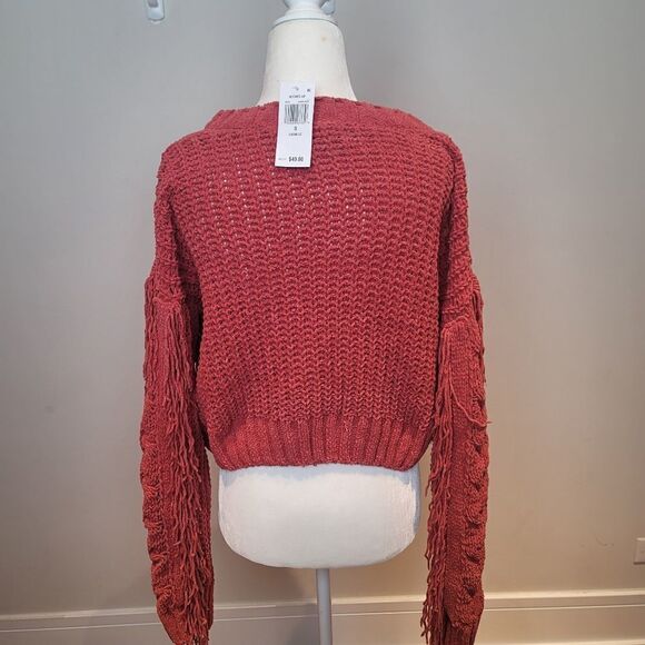 Hooked up Fringed Chenille Cropped Sweater Size Small - Picture 4 of 6